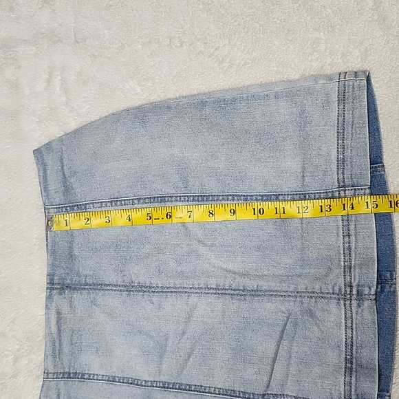Wild Fable Women's Light Blue Denim Jean Mini Skirt Size 6 Back Zipper - Picture 7 of 7